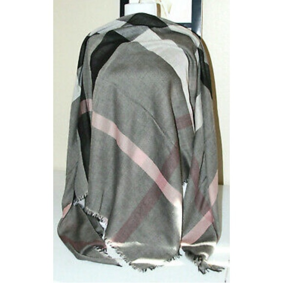 Burberry Dark Trench Lightweight Mega Check Scarf - Picture 1 of 12